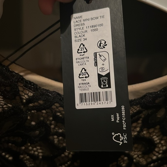 Rotate Birger Christiensen Ida Lace dress size 34. NWT - never worn. - Picture 5 of 5